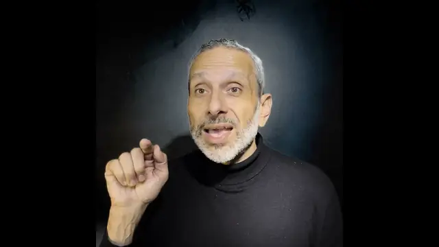Capa do vídeo do capítulo 23: Arqueologia digital